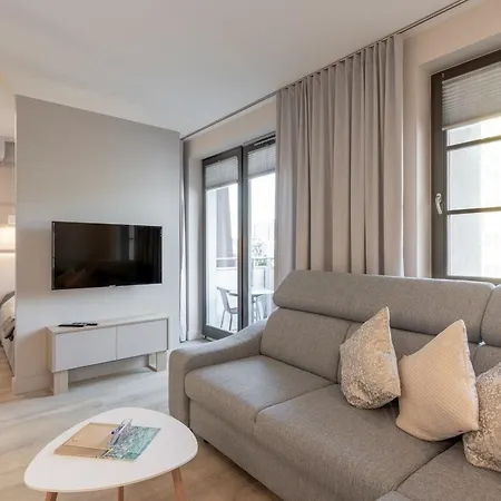 Schoenes Gold In Apartment Swinoujscie